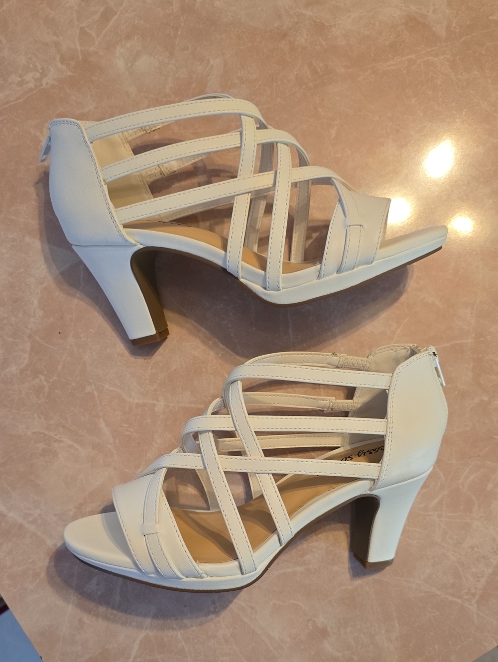 Easy Street Women's "Bee" White Heels